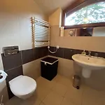 Malinowy W Szczyrku Chalet *