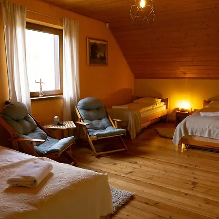 Malinowy W Szczyrku シャレー