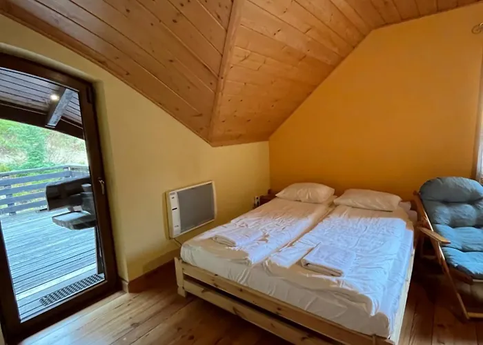 בקתה Malinowy W Szczyrku שצ'צ'ירק